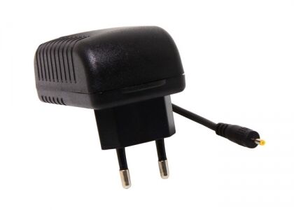 S-LINK SL-125E 5V 2A TABLETLER İÇİN ADAPTÖR